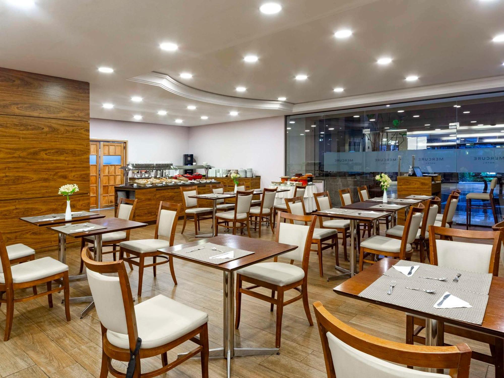 Mercure Curitiba Golden Ngoại thất bức ảnh