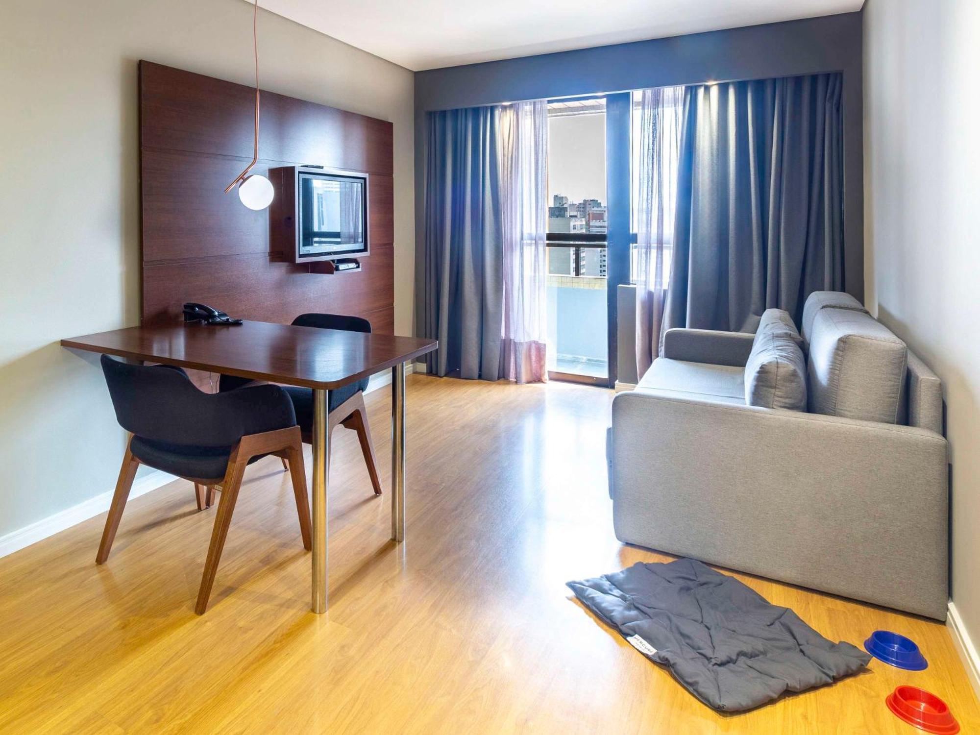 Mercure Curitiba Golden Ngoại thất bức ảnh