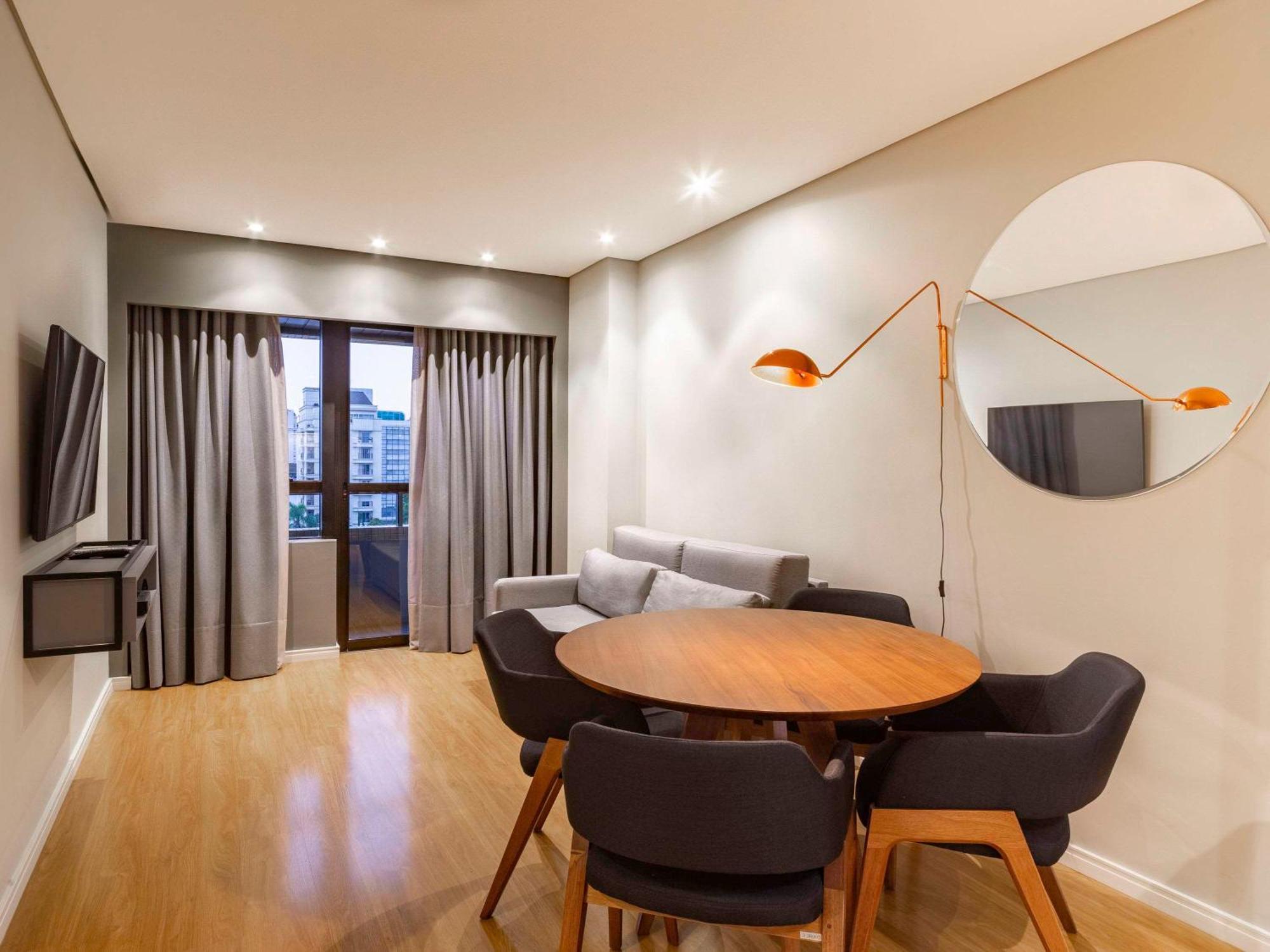 Mercure Curitiba Golden Ngoại thất bức ảnh