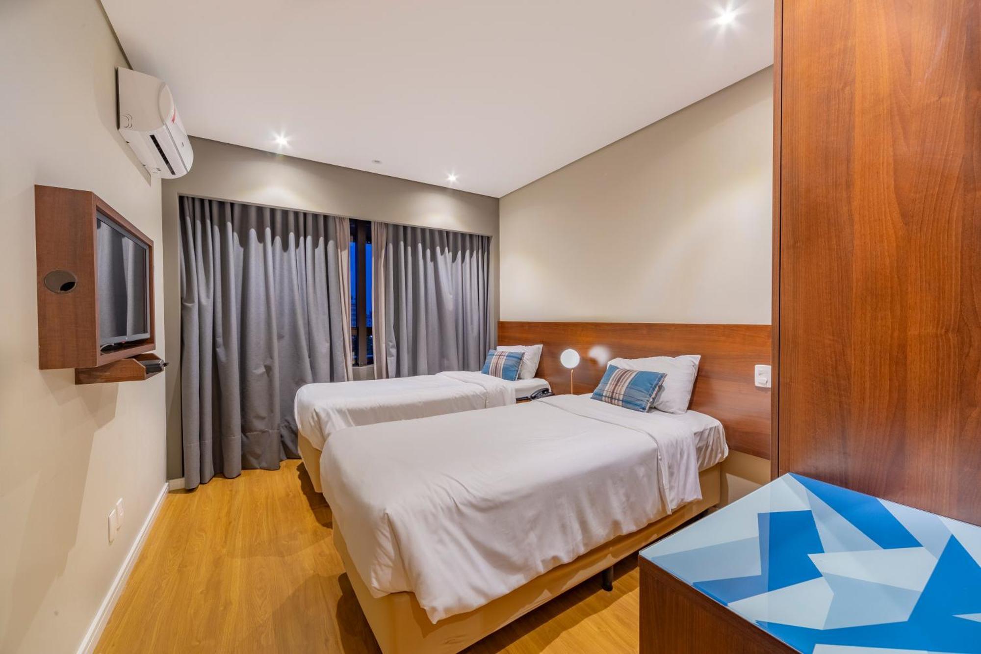 Mercure Curitiba Golden Ngoại thất bức ảnh