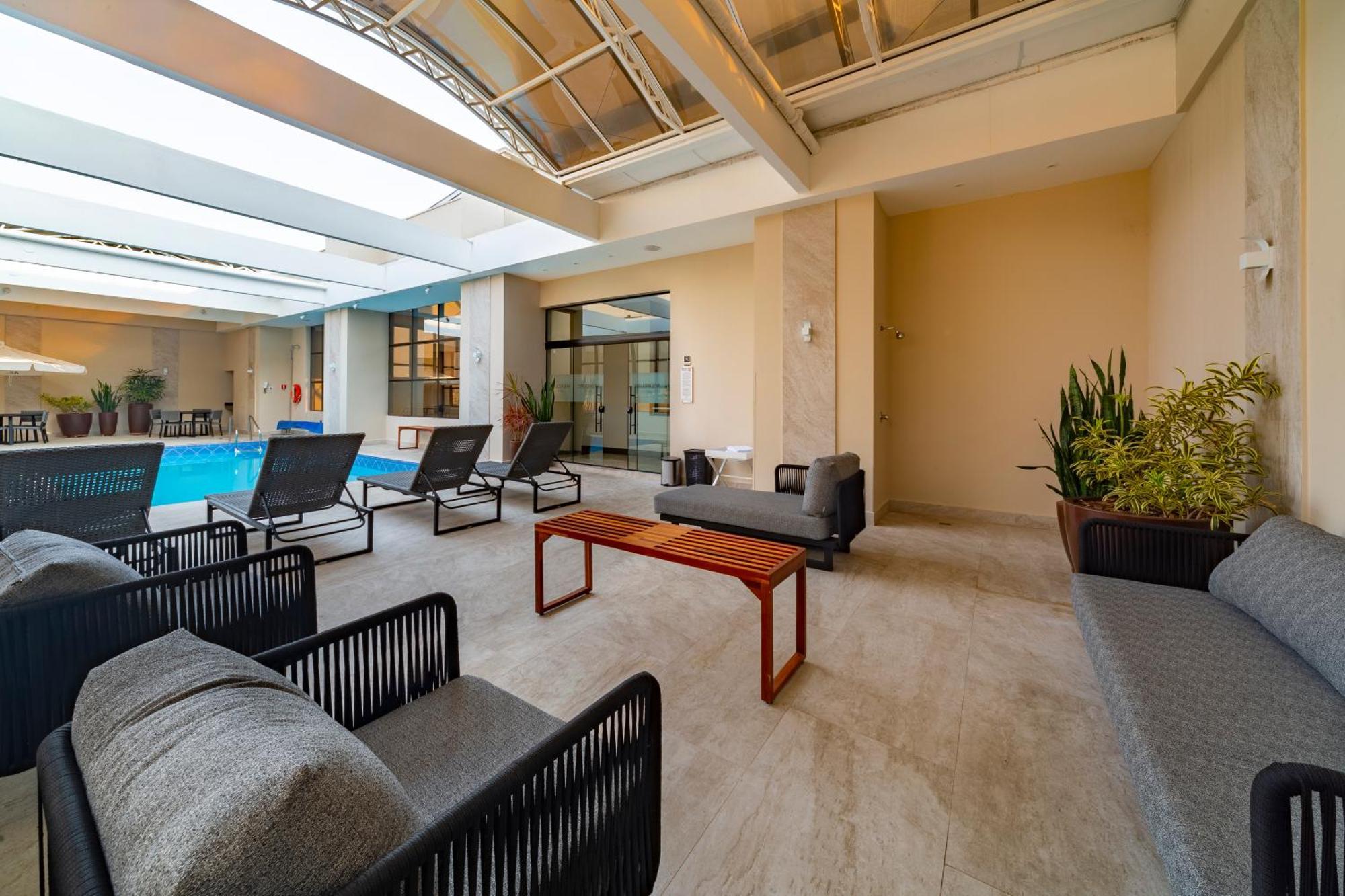 Mercure Curitiba Golden Ngoại thất bức ảnh