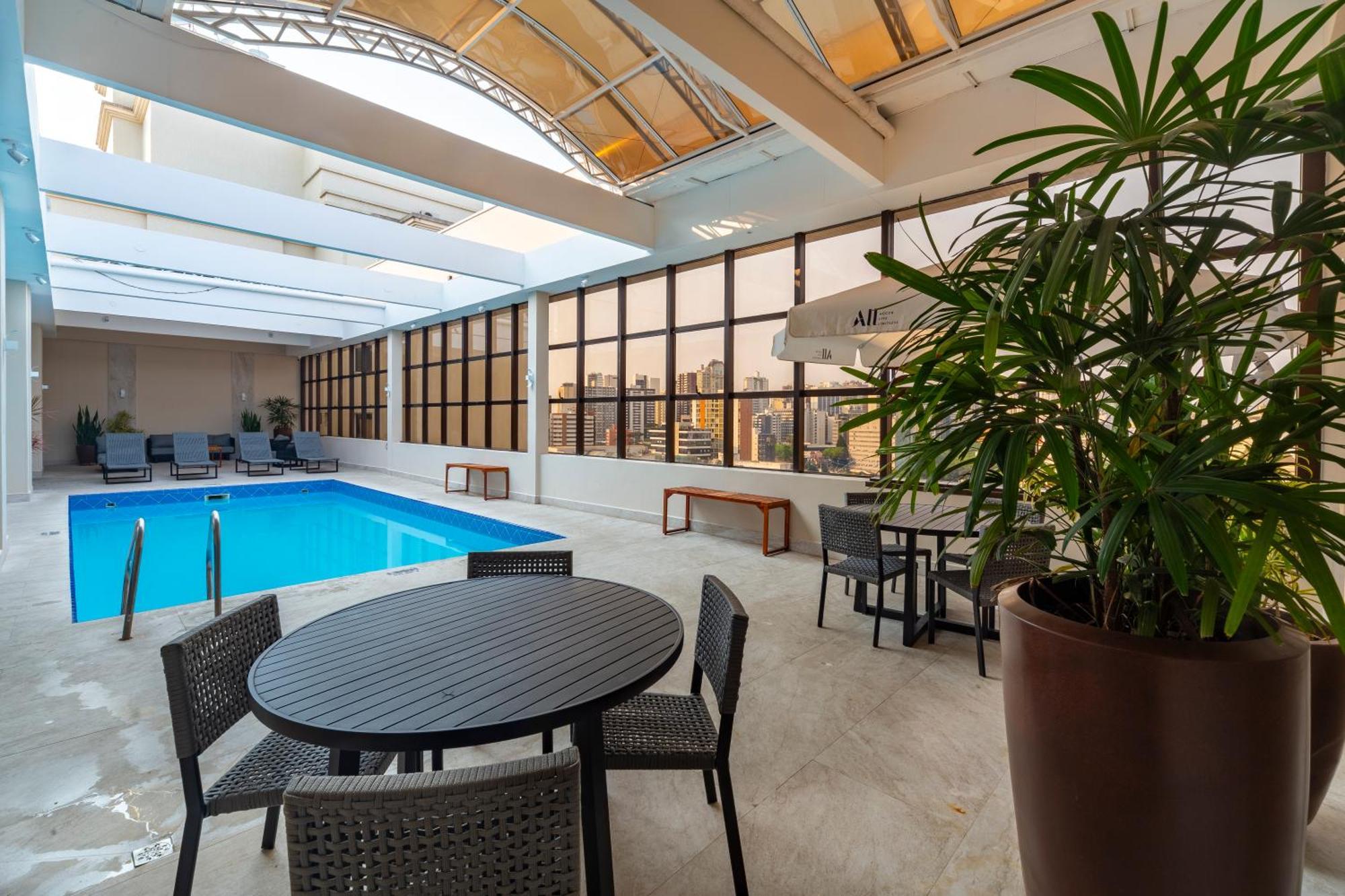Mercure Curitiba Golden Ngoại thất bức ảnh